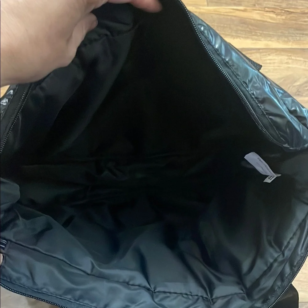 NWOT Shiny Black Glossy Puffer Tote Bag. Zipper, Double Shoulder Straps